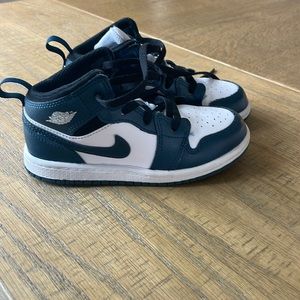 Toddler Jordan 1